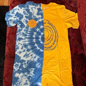 Splitseam Dutch Bros Shirt- S